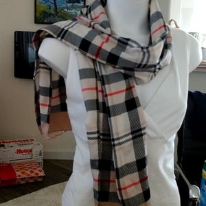 Women's polyester scarf